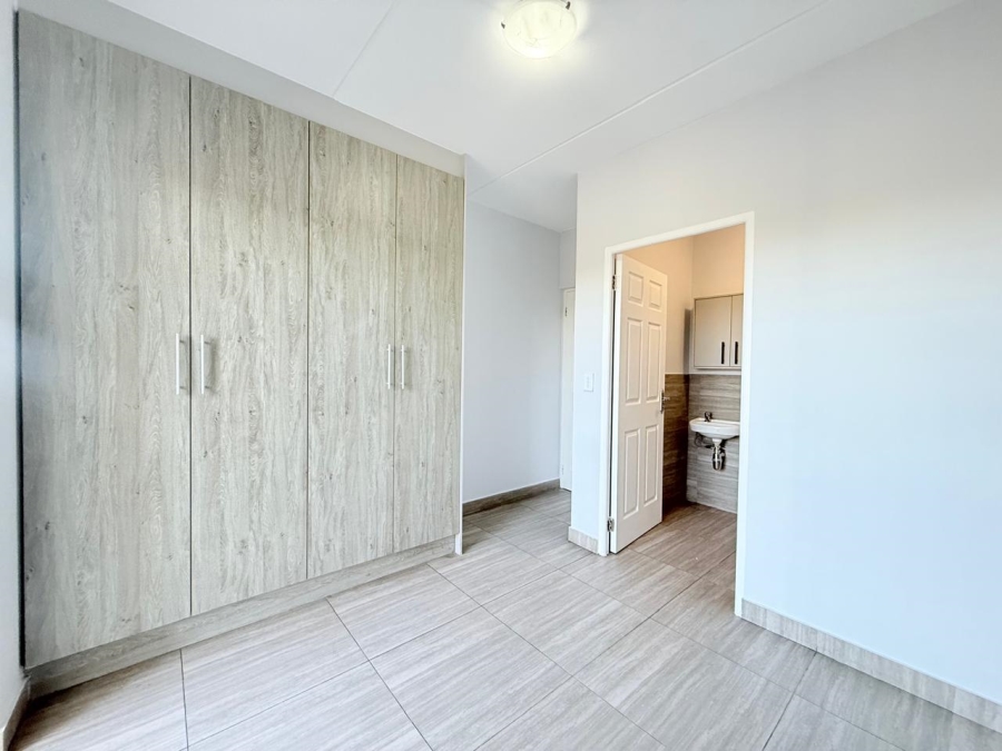 2 Bedroom Property for Sale in Parklands North Western Cape